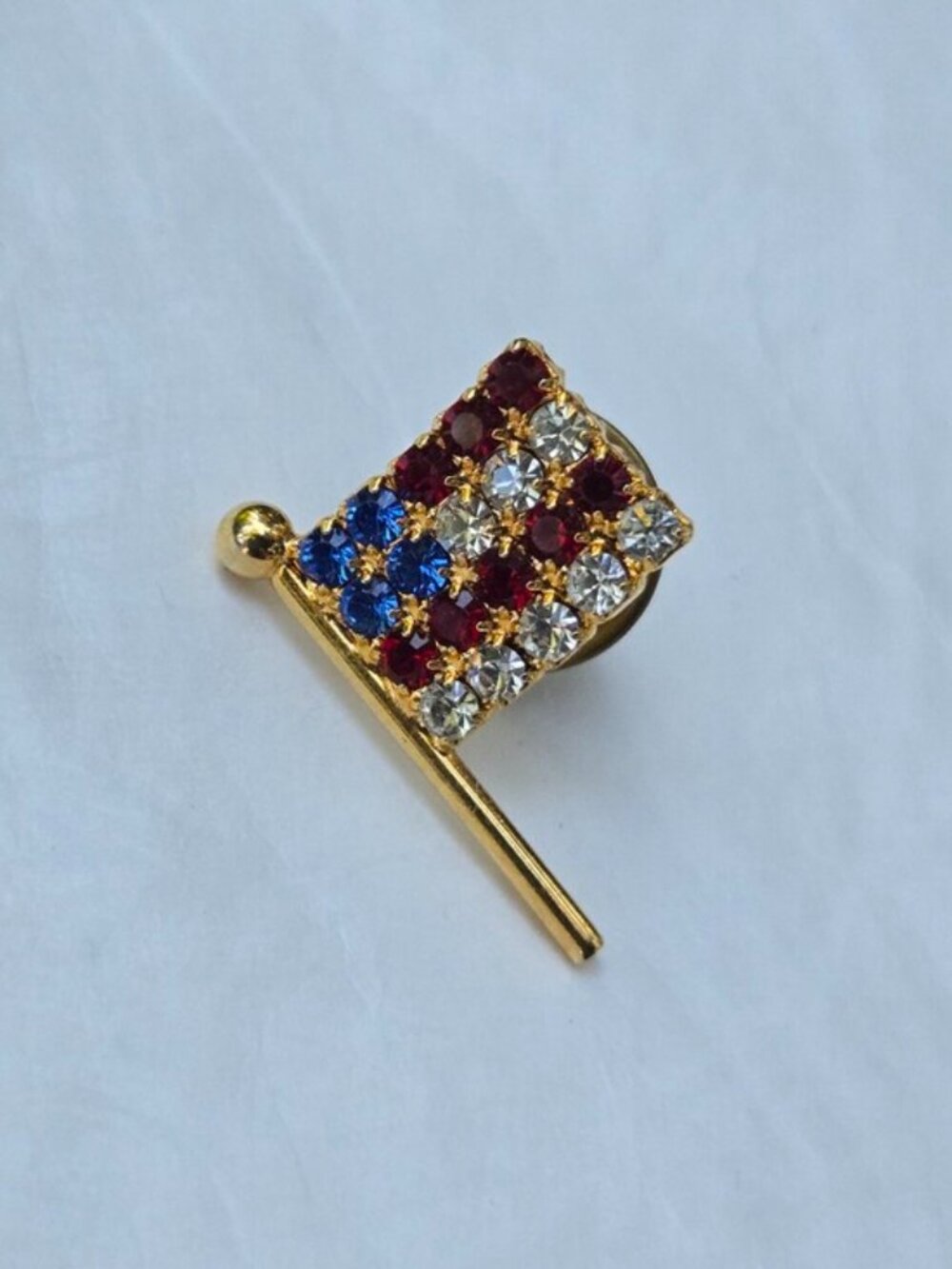 80's Rhinestone USA Flag Lapel Pin Patriotic America Pinback Costume Fashion